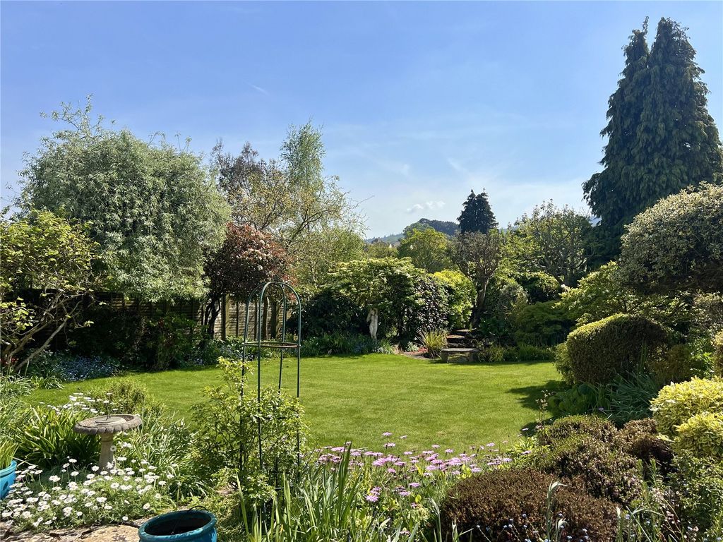 Property photo 3 of 19 Picture No. 25