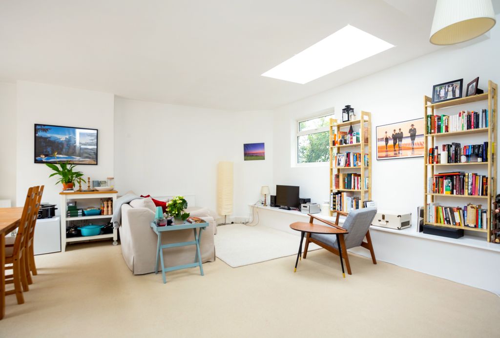 Property photo 2 of 10 Reception Room