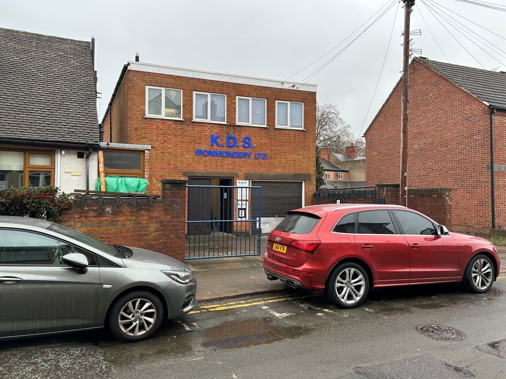 Property photo 1 of 5 Photo 5