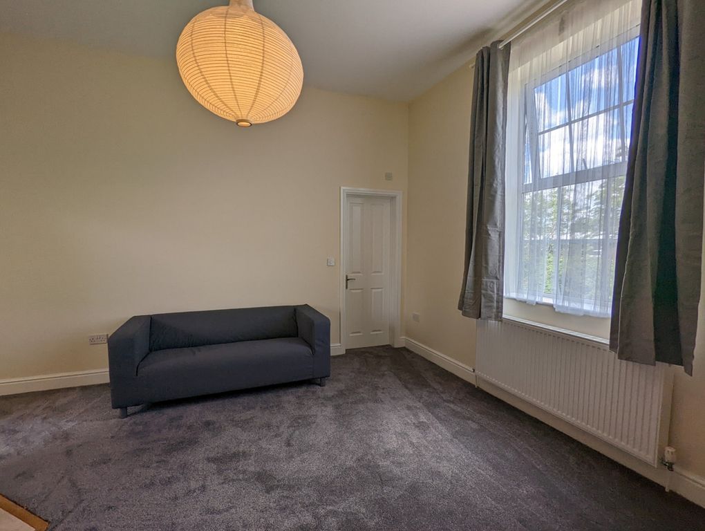 Property photo 3 of 9 Photo 2