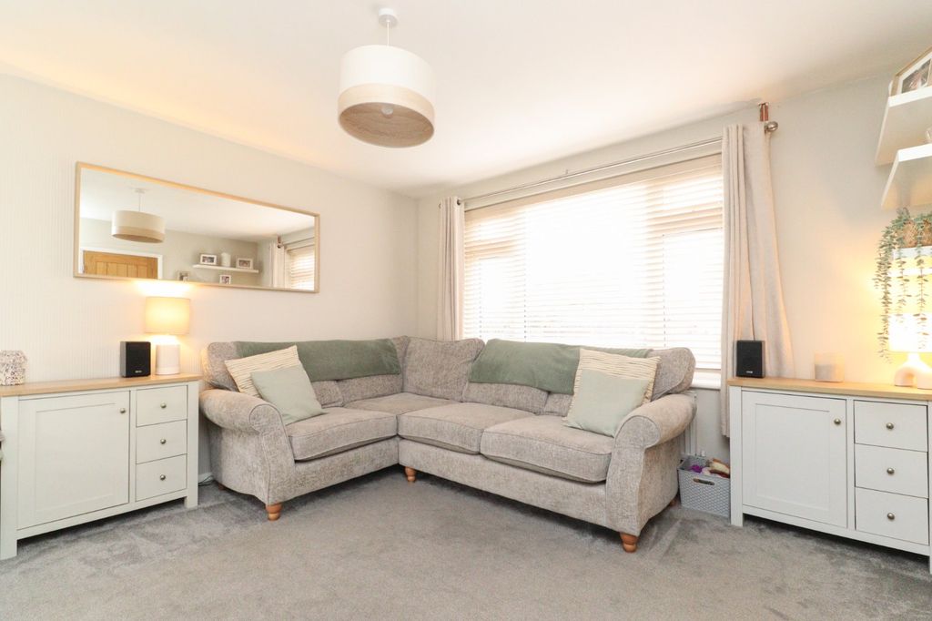 Property photo 2 of 16 Picture 2