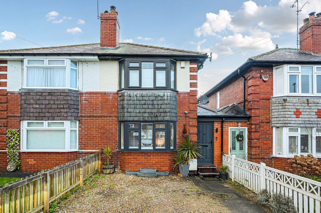 Property photo 1 of 21