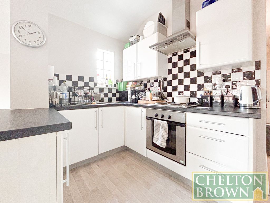 Property photo 2 of 15 Kitchen