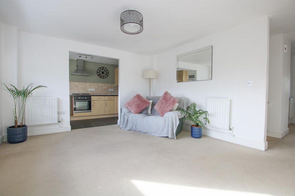 Property photo 3 of 10 Img_2567.Jpg