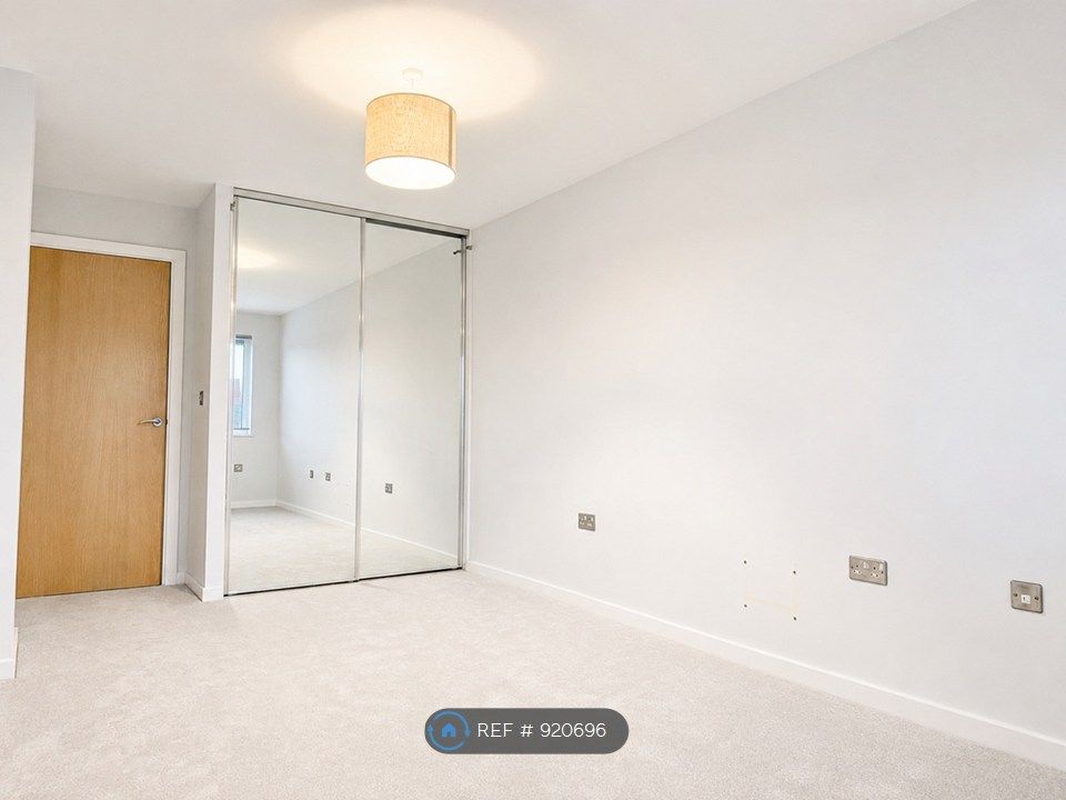 Property photo 3 of 6