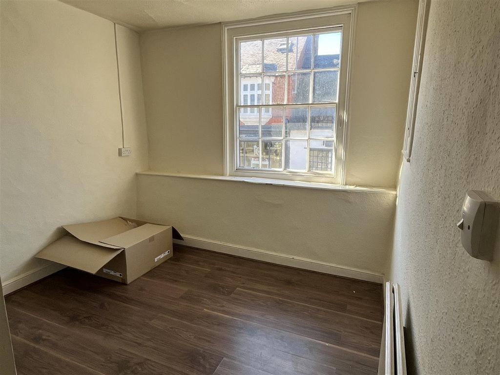 Property photo 3 of 8 Img_0052.Jpg