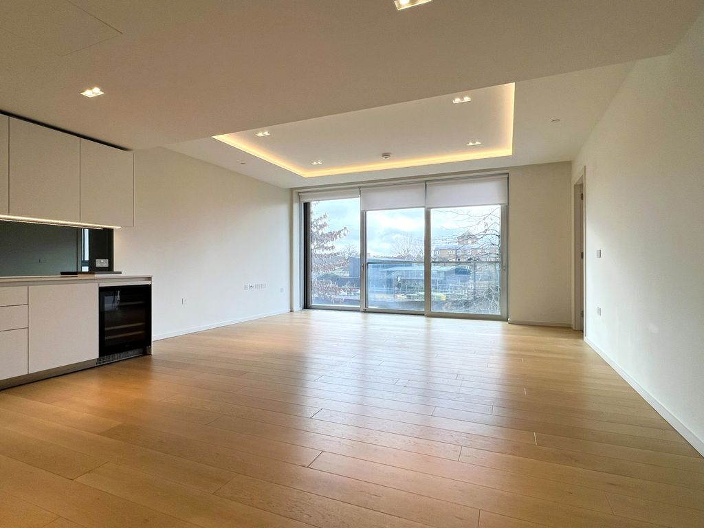 Property photo 1 of 23 Living Room