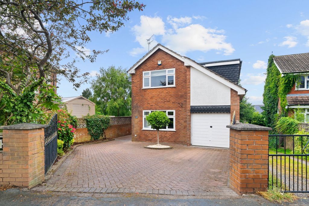 Property photo 3 of 36
