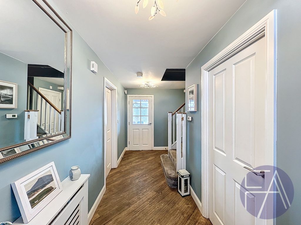 Property photo 2 of 24 4832143