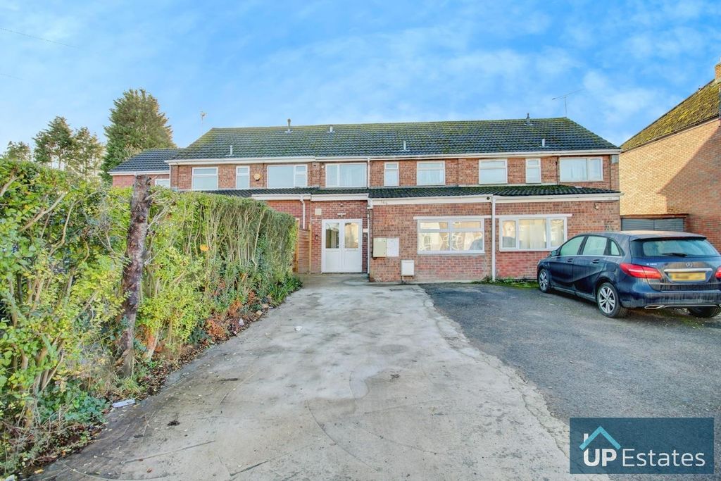 Property photo 1 of 25