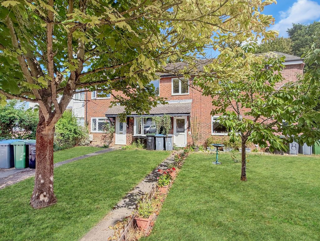 Property photo 1 of 12