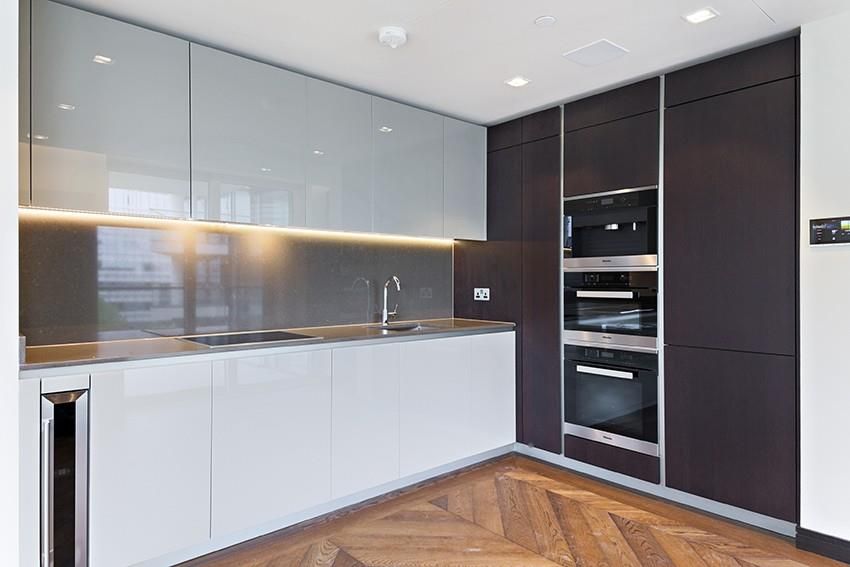 Property photo 2 of 19 Kitchen