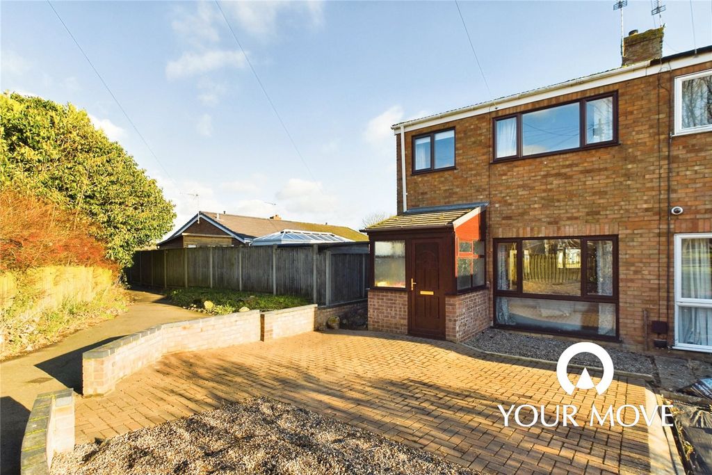 Property photo 1 of 20 Front