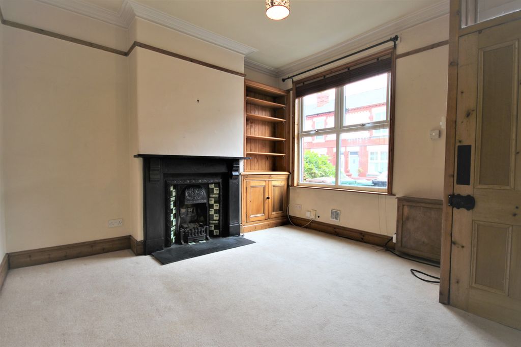 Property photo 1 of 9