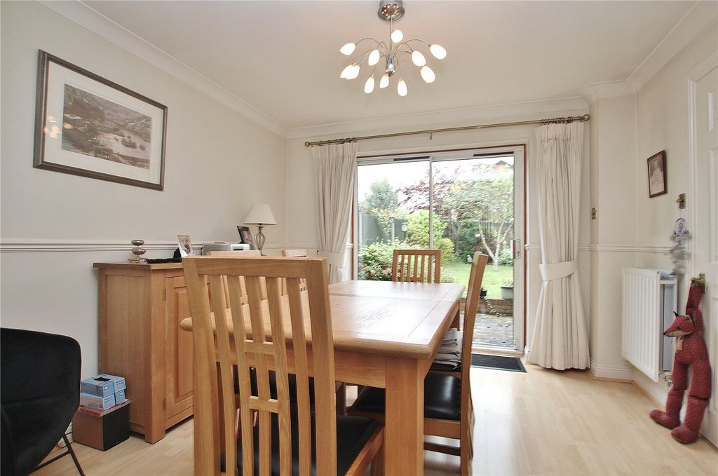 Property photo 3 of 16 Picture No. 15