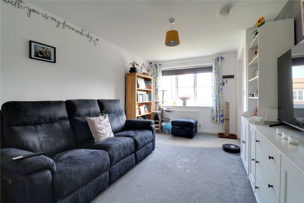 Property photo 3 of 15 Picture No. 13