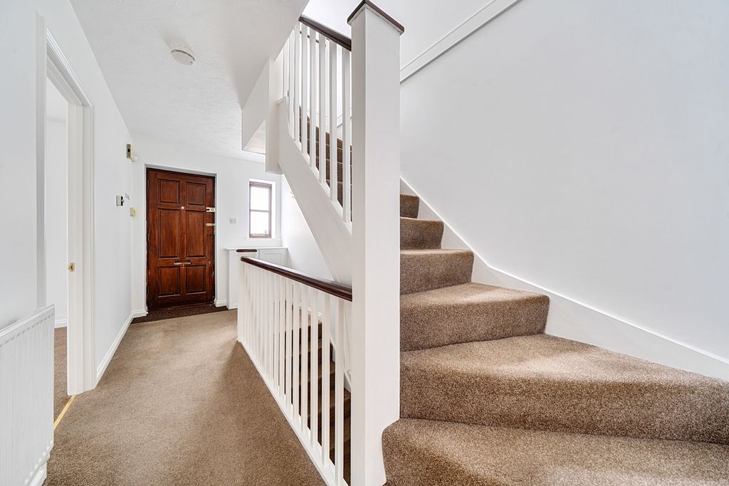 Property photo 3 of 19 1527659 (1).Jpg