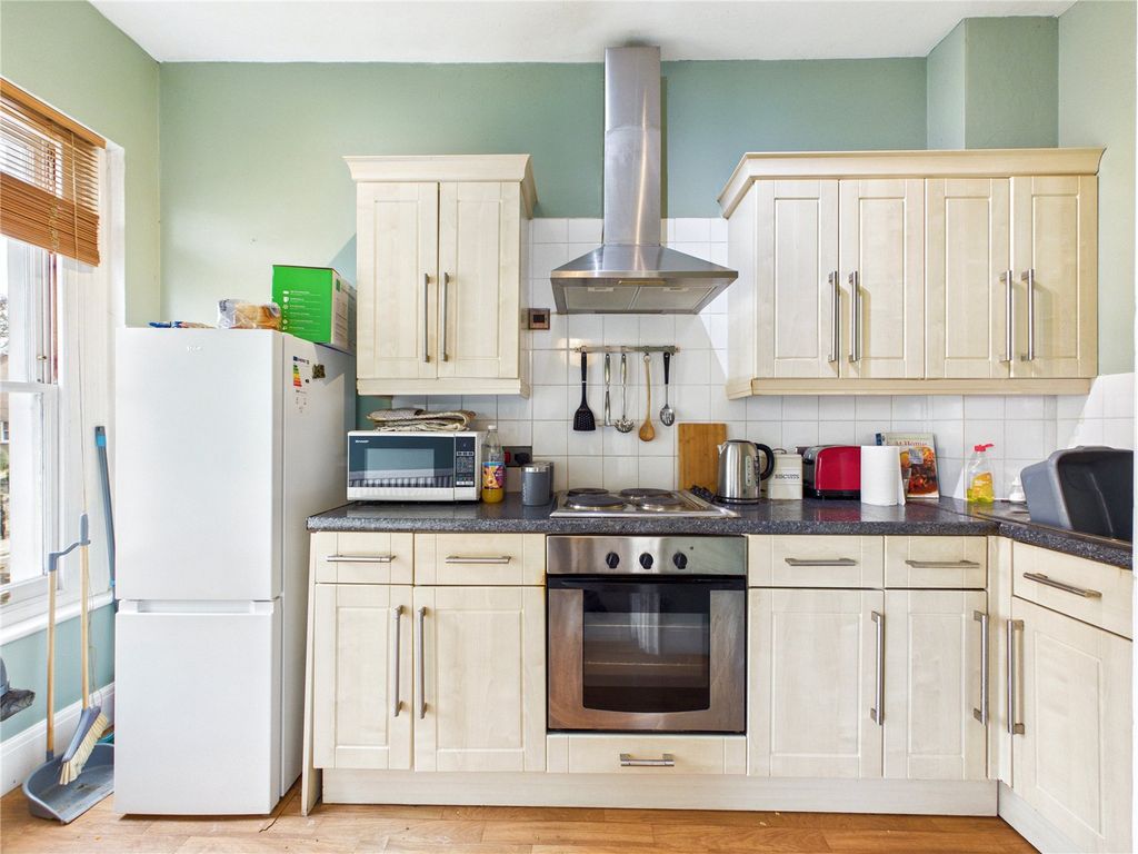 Property photo 3 of 7 Picture No. 04