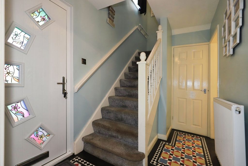Property photo 3 of 18 Pbox-Img.Jpg
