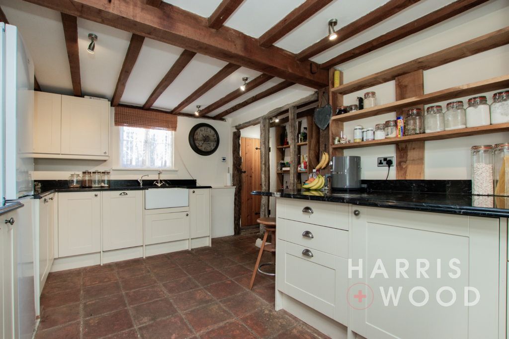 Property photo 2 of 39 4146543