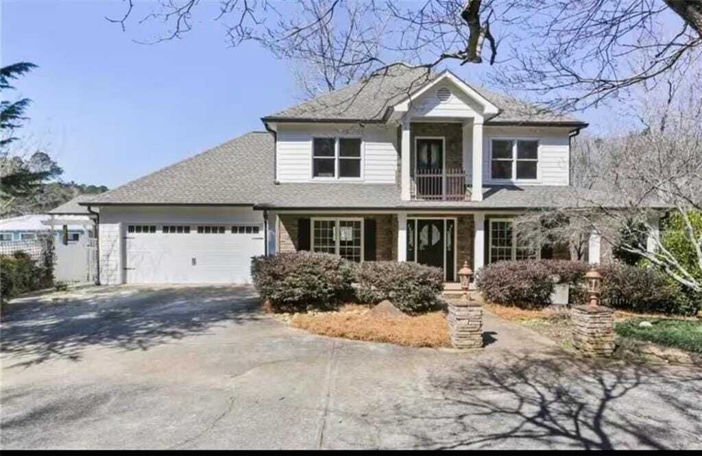 Property photo 1 of 6