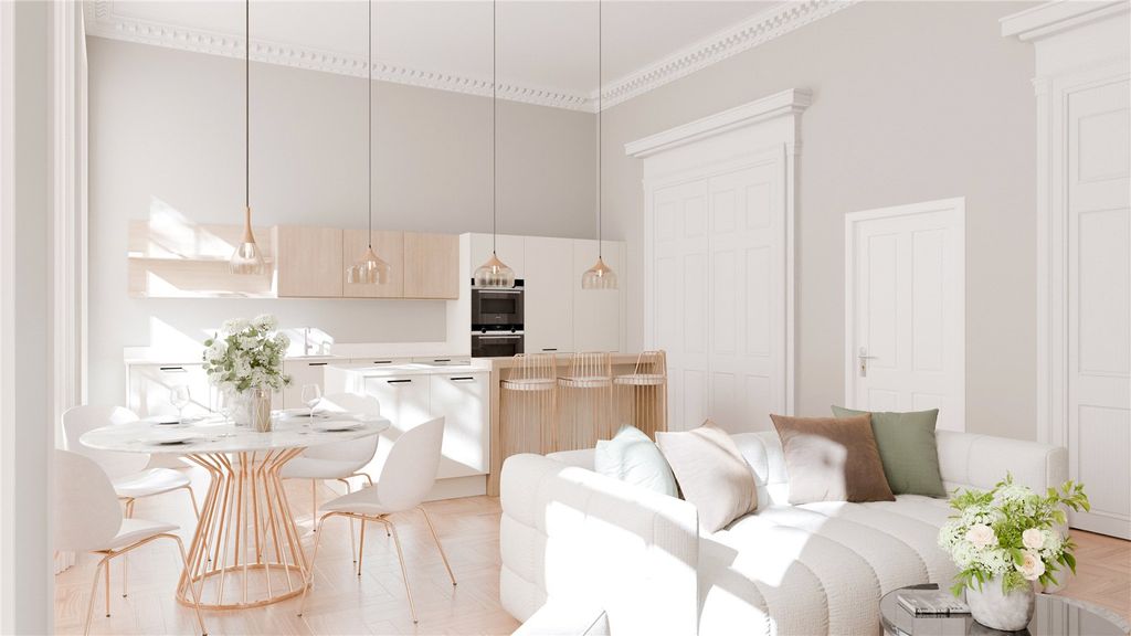 Property photo 1 of 13 Living/Kitchen