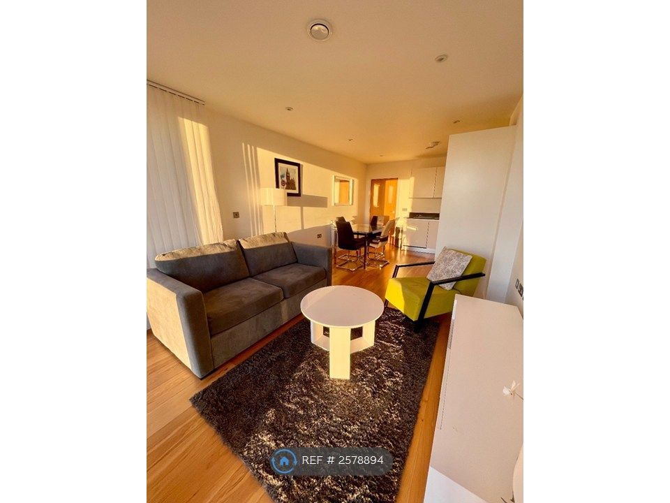 Property photo 3 of 28 Open Plan Living And Dining Area