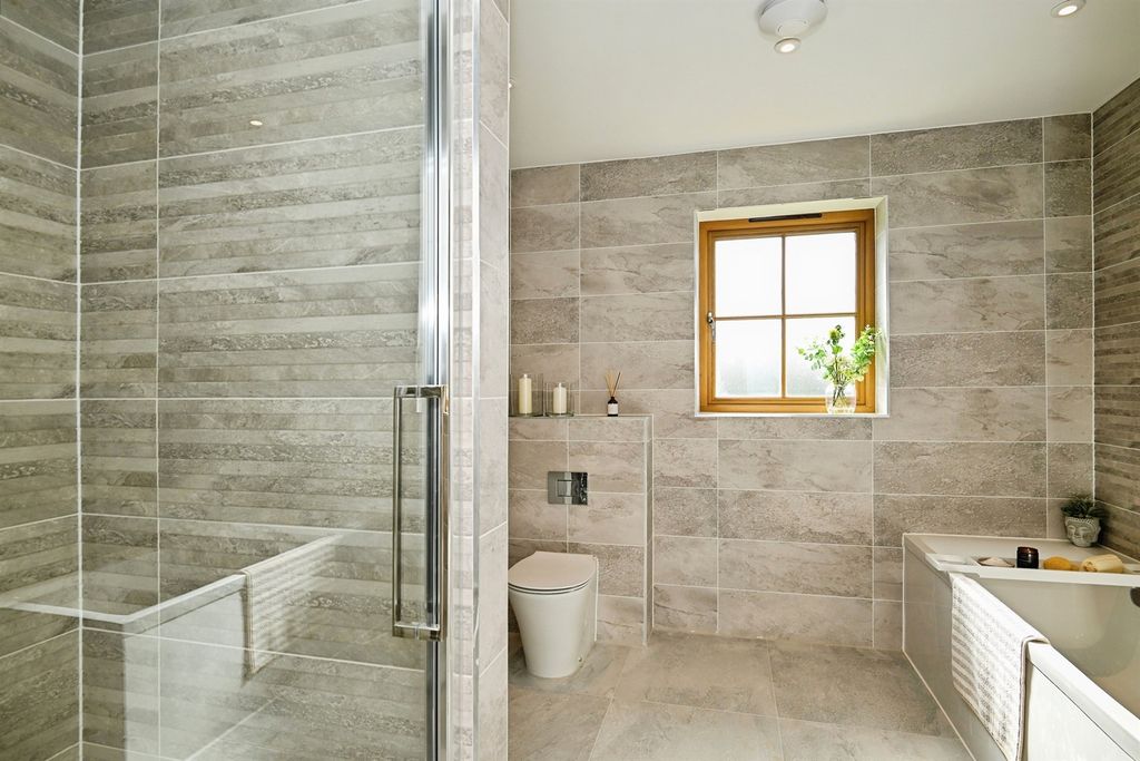 Additional image 11 of 5 bed detached house for saleRoundwell Park, Bearsted, Maidstone ME14