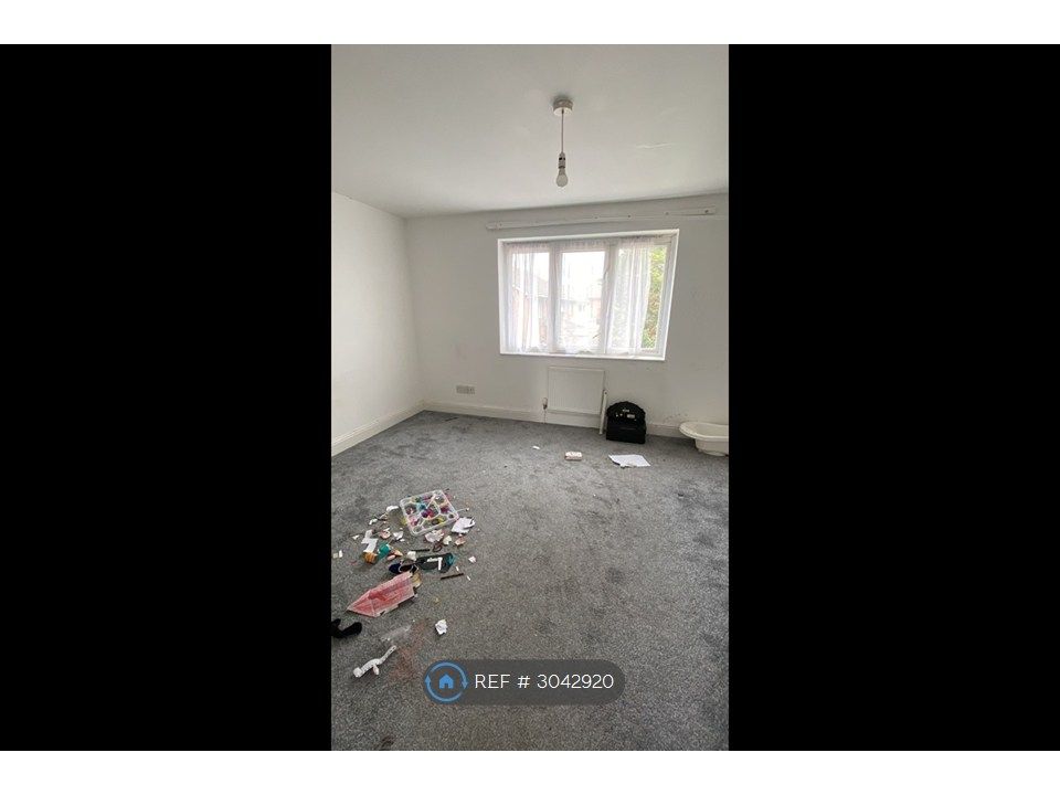 Property photo 3 of 3