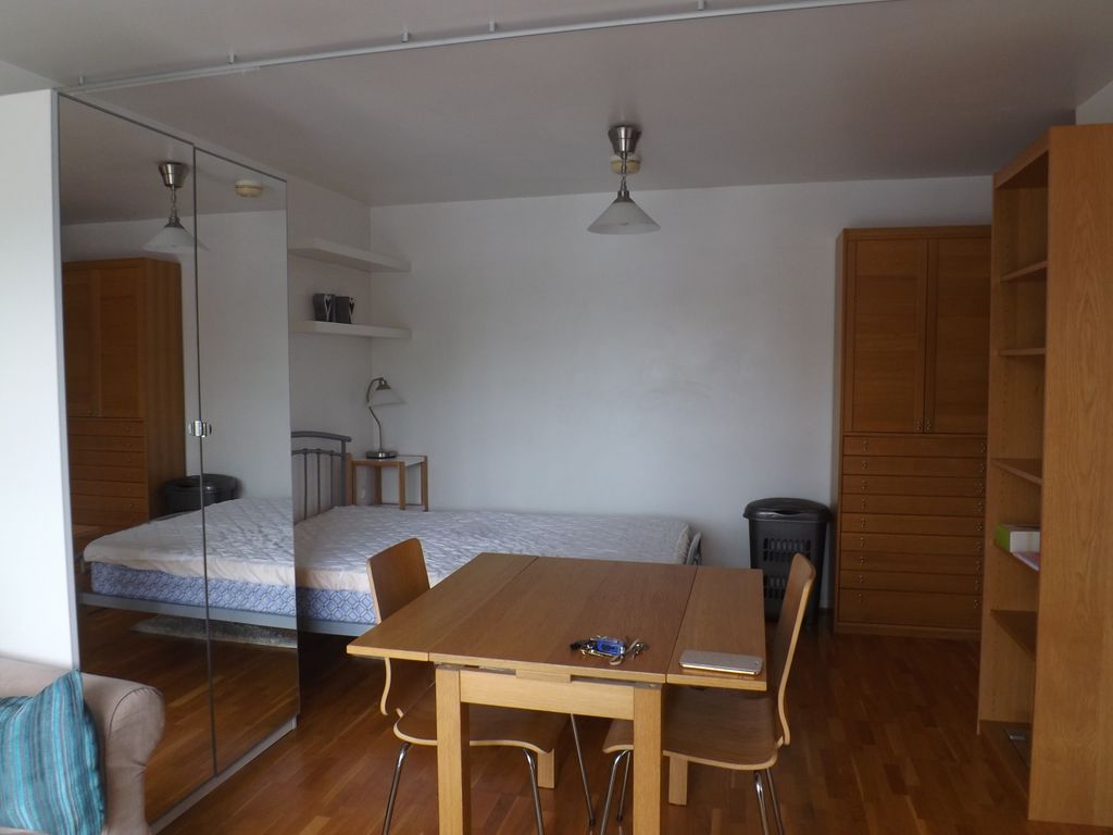 Property photo 3 of 7 389.Jpg
