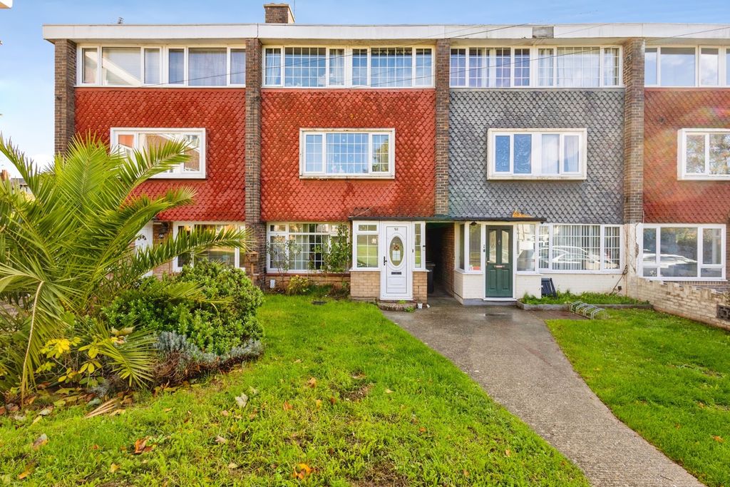 Property photo 1 of 17 Pbox-Img.Jpg