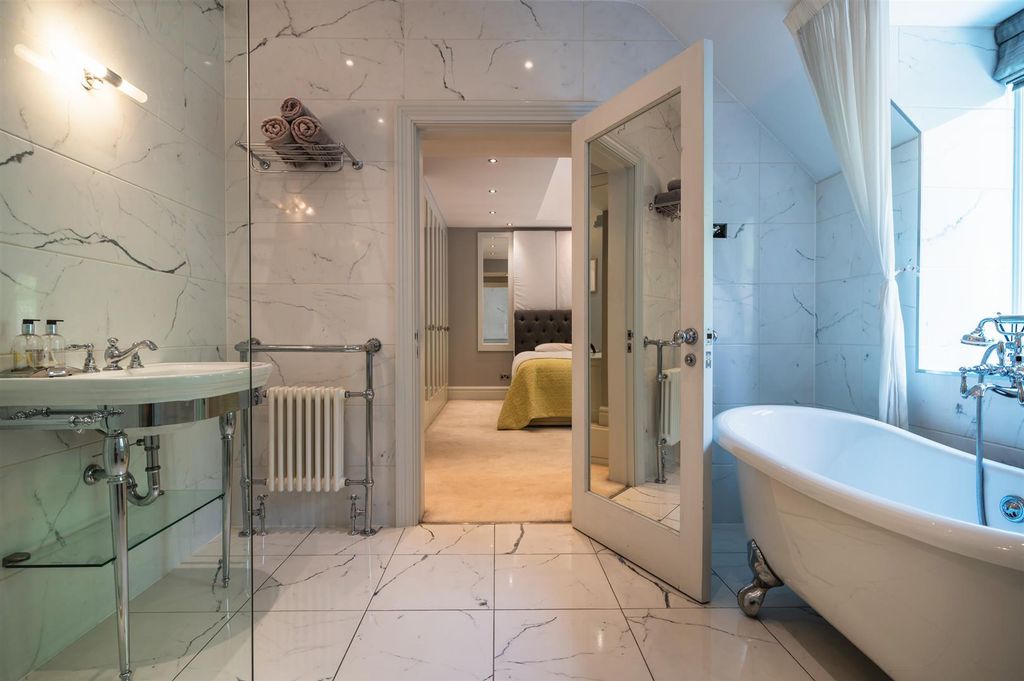 Additional image 36 of 5 bed detached house for salePadley Hill, Grindleford, Hope Valley S32