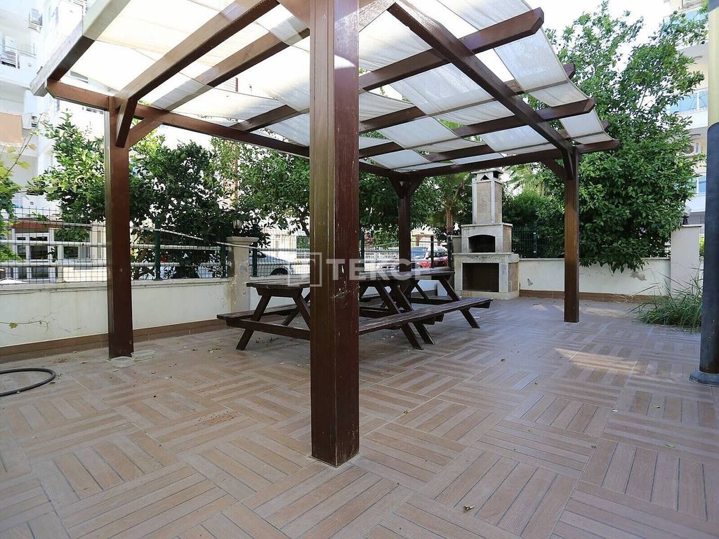 Property photo 3 of 29
