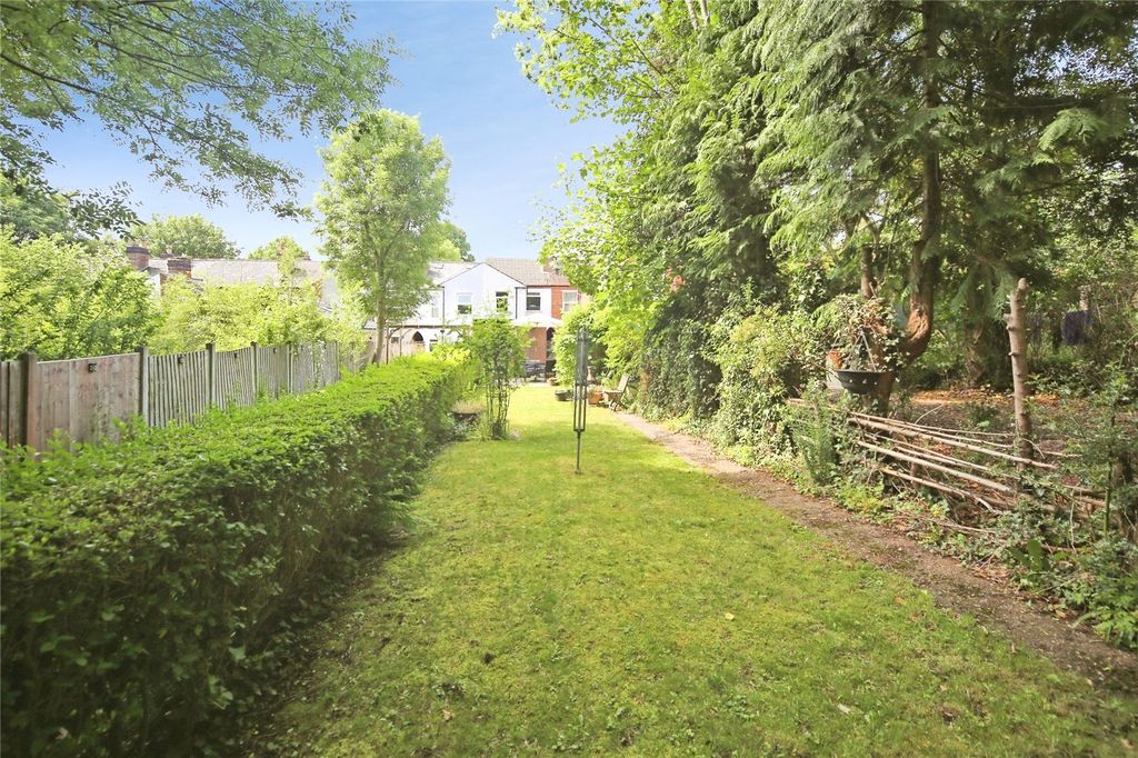 Property photo 3 of 25 Picture No. 10
