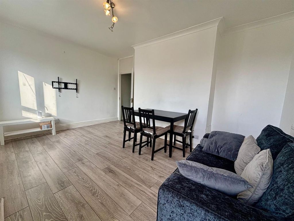 Property photo 3 of 19 Whatsapp Image 2026-03-09 At 17.17.34 (2).Jpeg