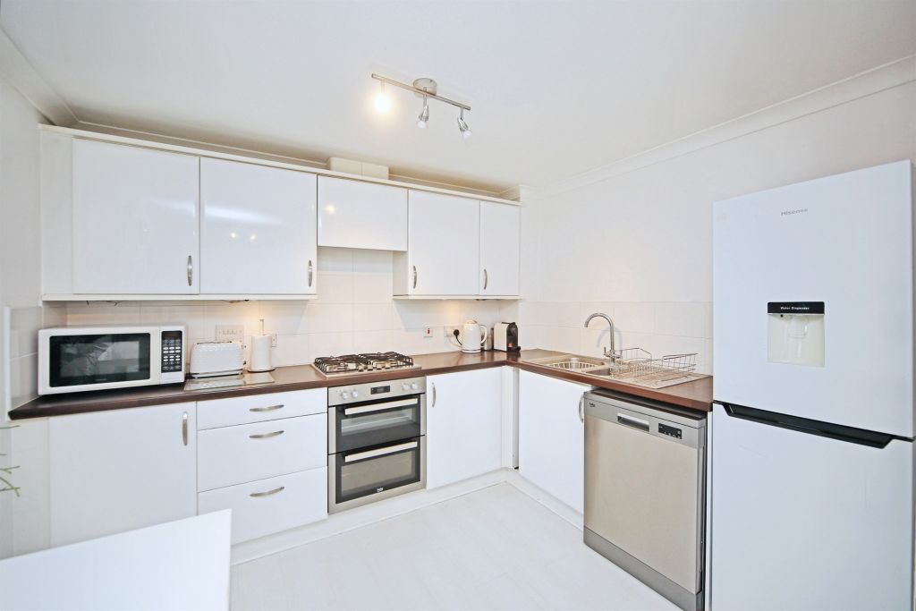 Property photo 3 of 20