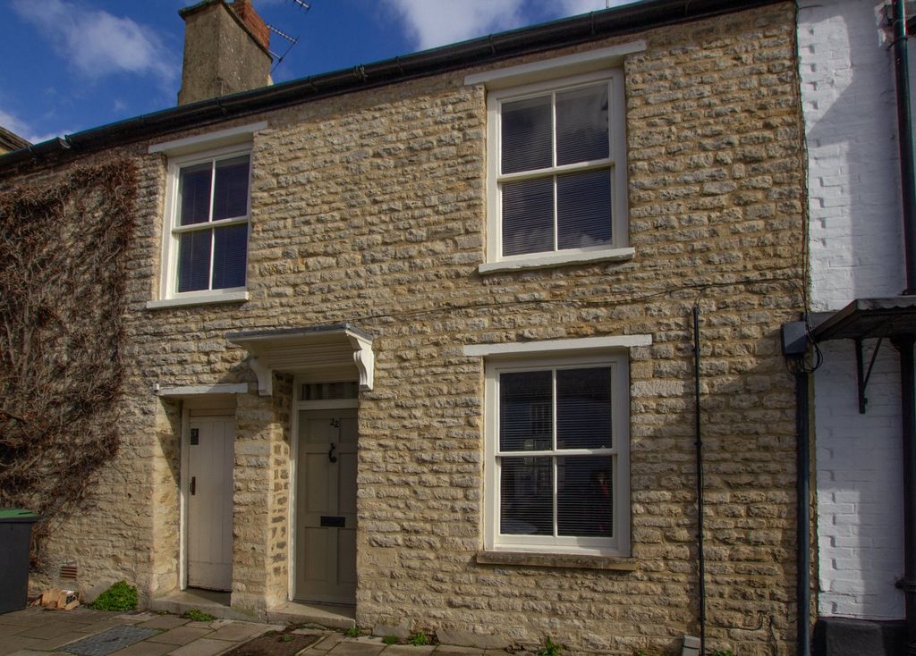 Property photo 2 of 12 Front External