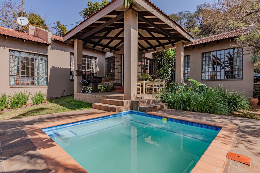 Property photo 2 of 39 Pt1712019