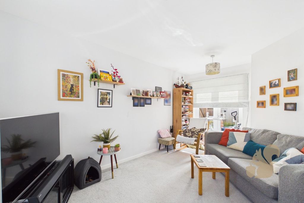 Property photo 3 of 22 Cam01659G0-Pr0767-Still006.Jpg