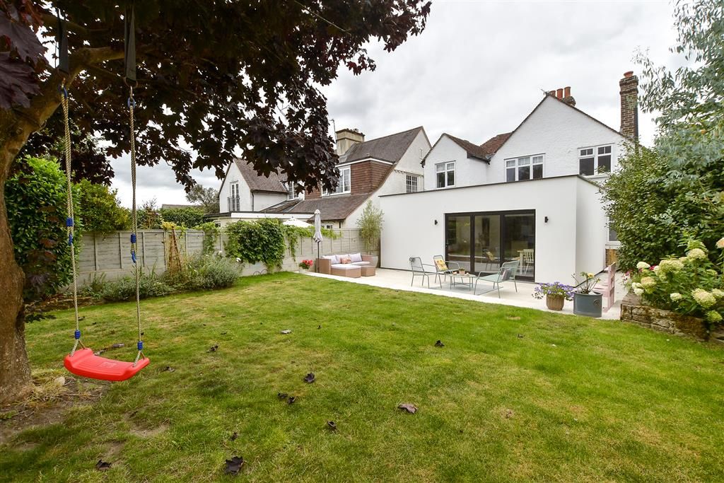 Property photo 2 of 15 Rear Garden
