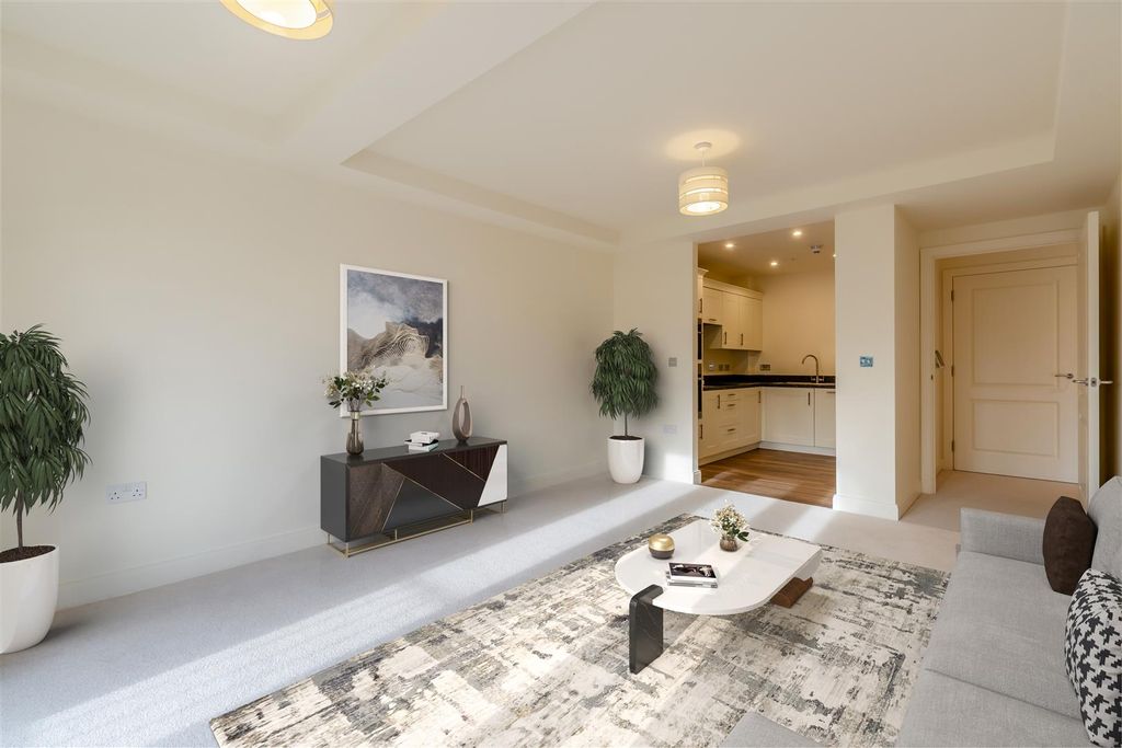 Property photo 3 of 15 Sitting Room