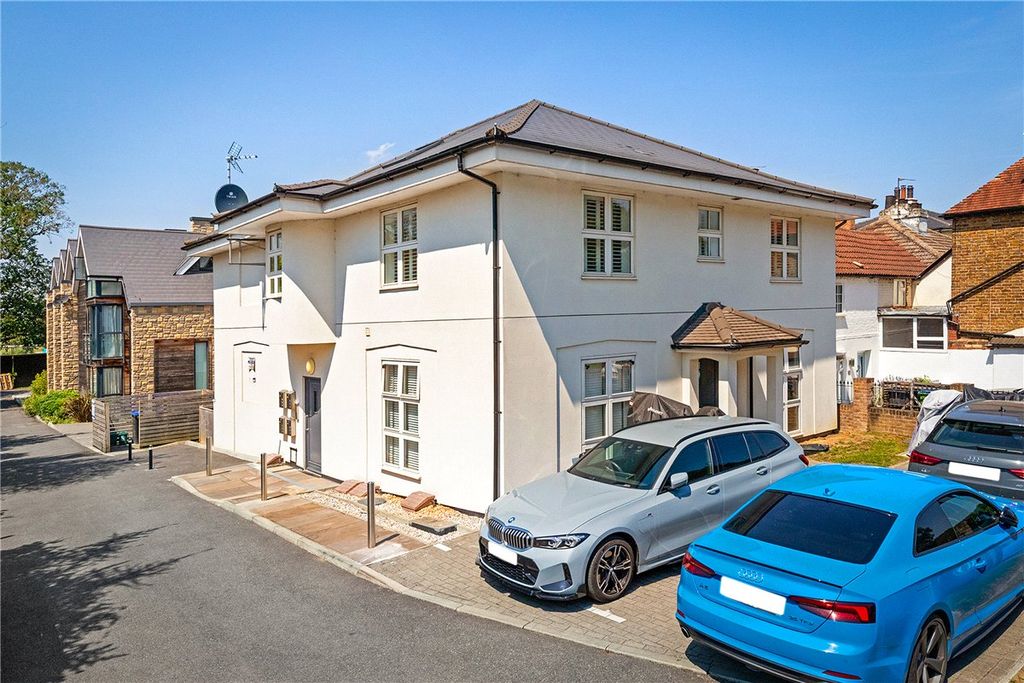 Property photo 1 of 16 Picture No. 14