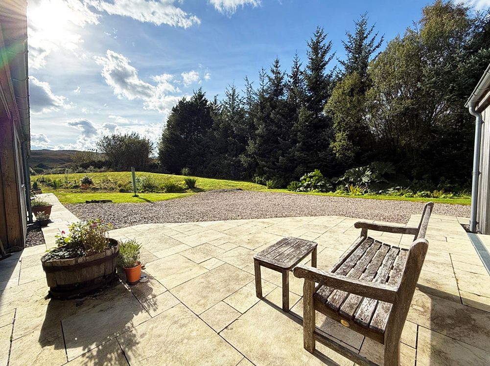 Property photo 2 of 46