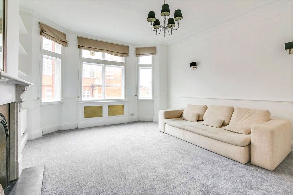 Property photo 3 of 7