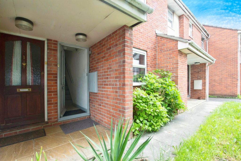 Property photo 2 of 15
