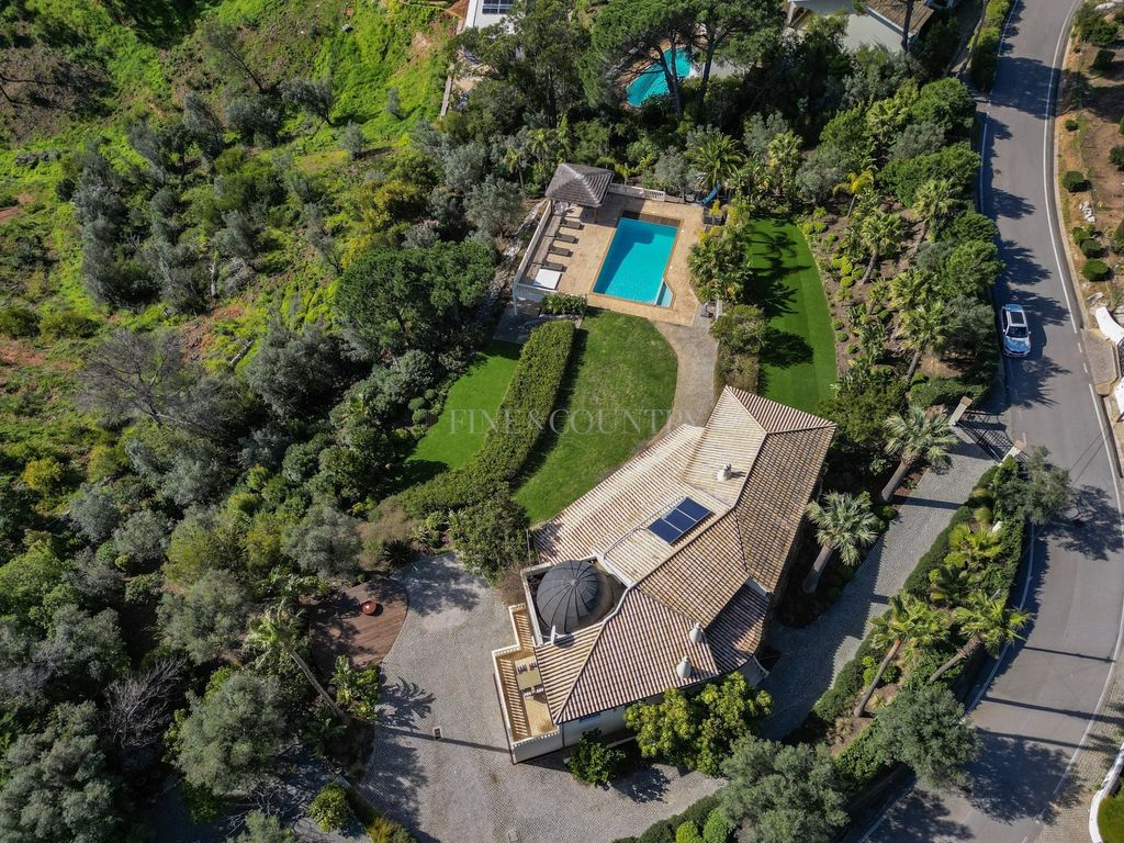 Property photo 2 of 30