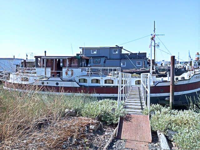 Property photo 2 of 19