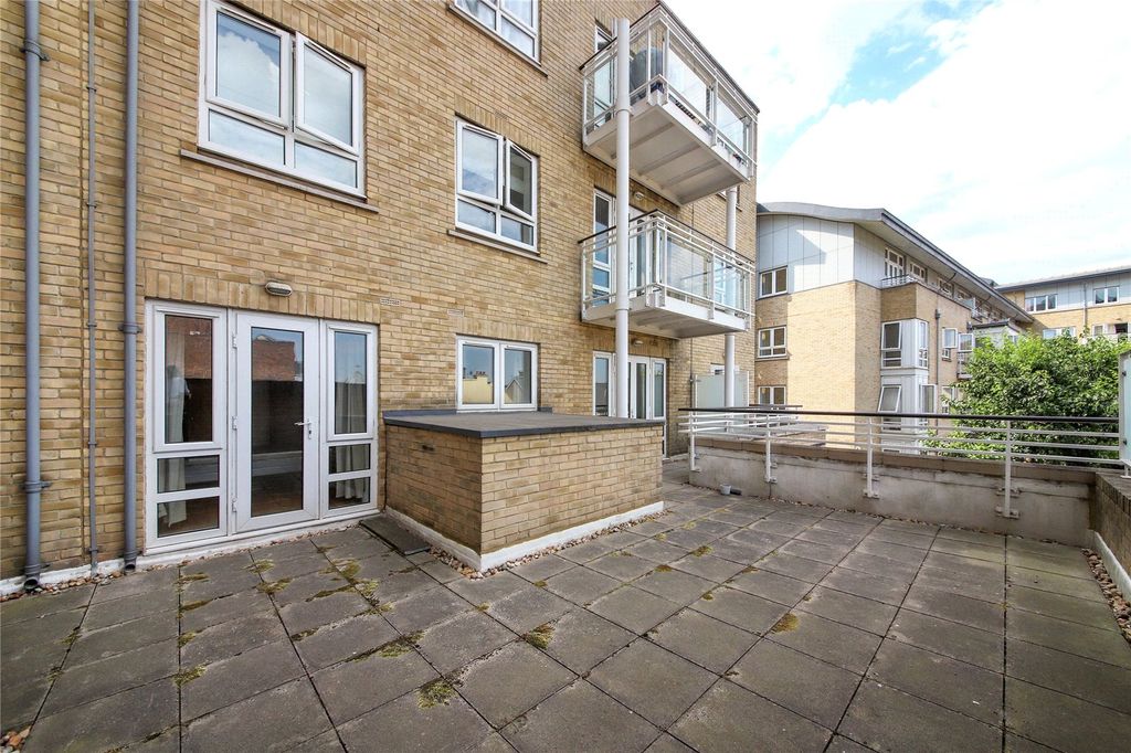 2 bed flat for sale in St. Davids Square, Isle Of Dogs, London E14 Zoopla