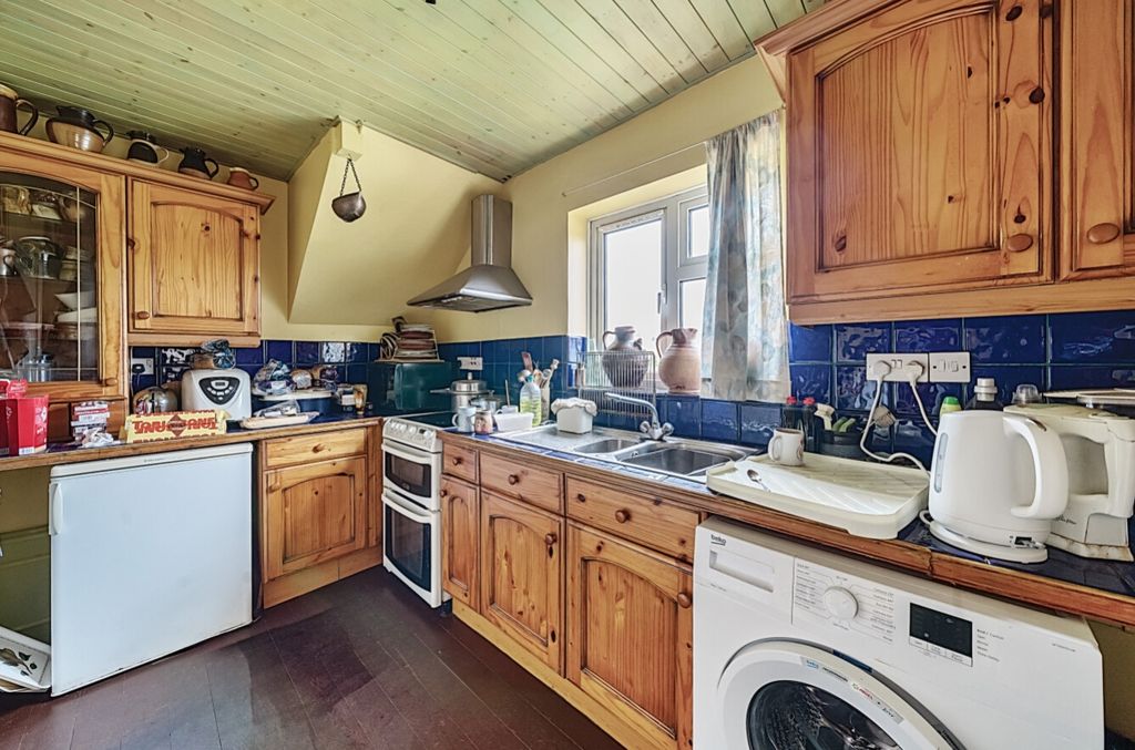 Property photo 3 of 11 1236490 (3)