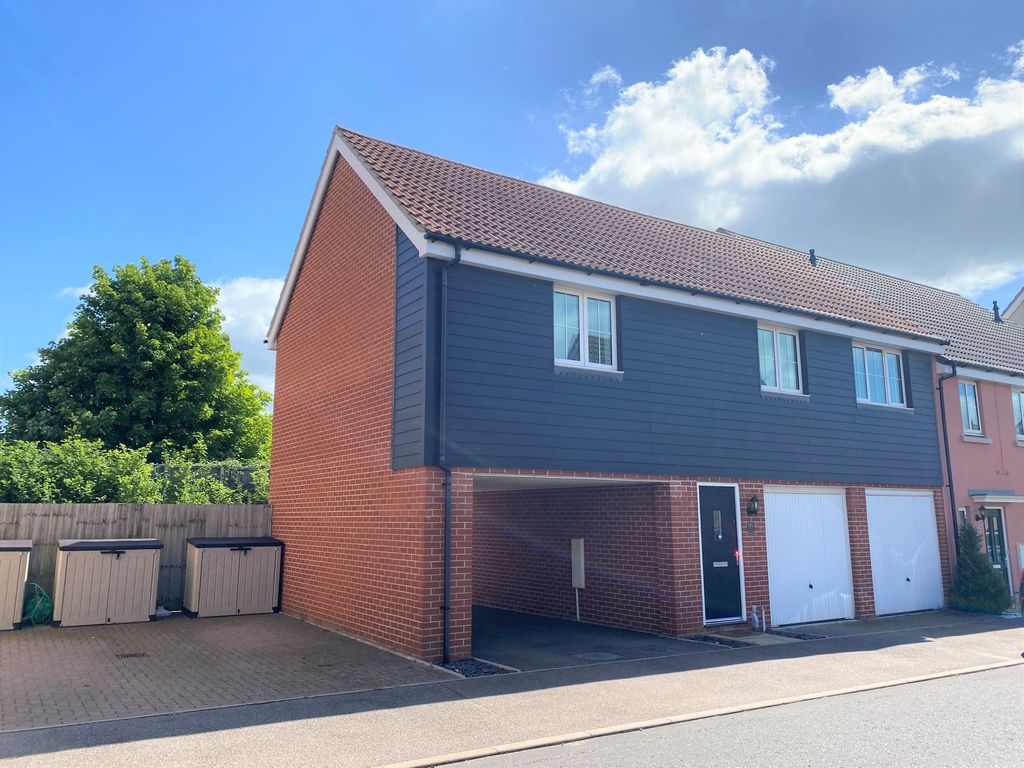 Property photo 1 of 10 Exterior